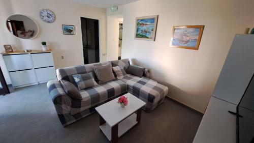 Apartments Damjan