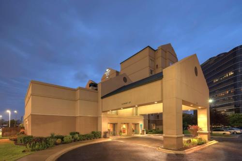 Homewood Suites by Hilton Dallas Market Center