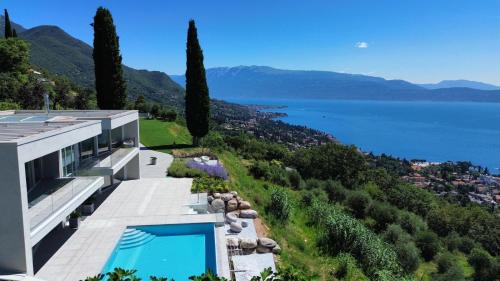  Infinity Villa Salò in Montecucco