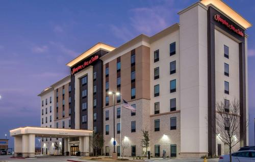 Hampton Inn & Suites Dallas-The Colony