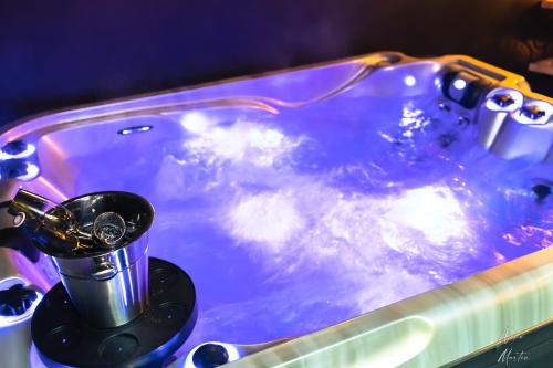 Le Clos du Rempart Suite & Jacuzzi