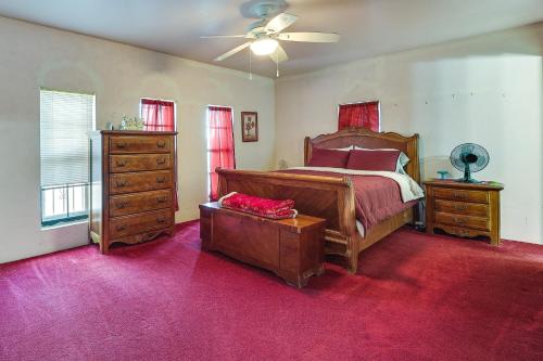 Remote Pet-Friendly Harlingen House!