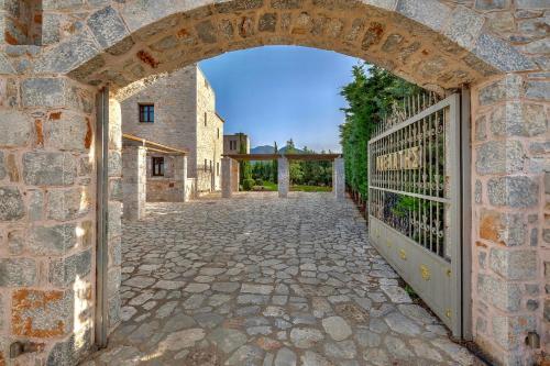 Achelatis Traditional Guest Houses