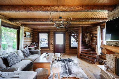 Iekārtas, Cabana din Revier in Viseu De Jos