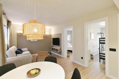 WOW Apartments by Olala Homes
