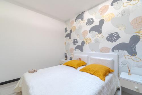 GuestHost - Lovely & Cozy Apartment with Terrace, Chiavari