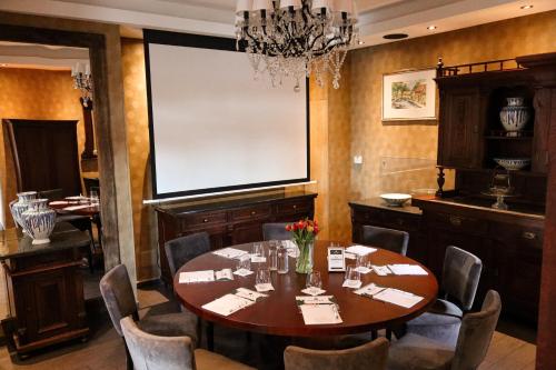 Platan Udvarhaz Platan Udvarhaz