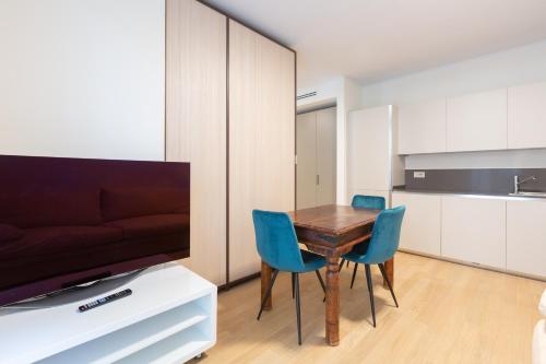 EasyTopStay - Cozy Flat with parking, Milán