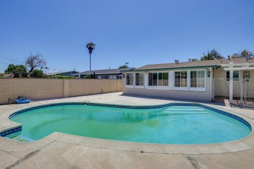 Westminster Oasis with Pool and Gas Grill! in Westminster, USA