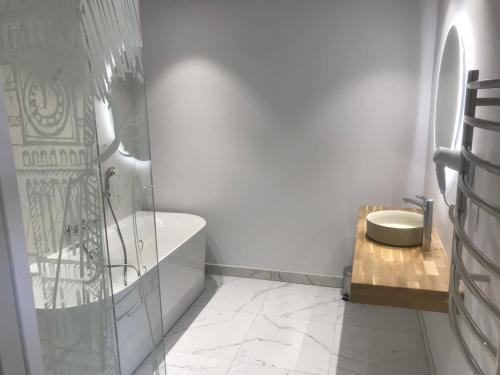 Logis Hôtel La Vraine Room Type - Apartment - Ground Floor