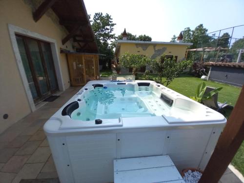 Pezsgőfürdő, B&B Monte Tavolino in Capodimonte (Viterbo)