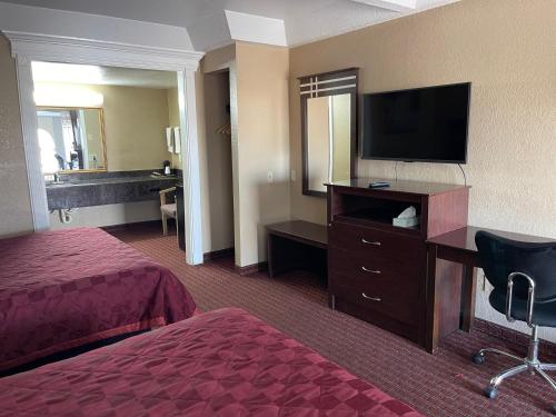 Budget Inn and Suites Corpus Christi - image 3