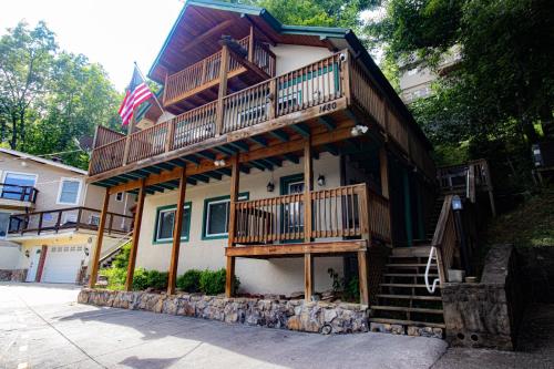 B&B Gatlinburg - Chalet with amazing views - Bed and Breakfast Gatlinburg