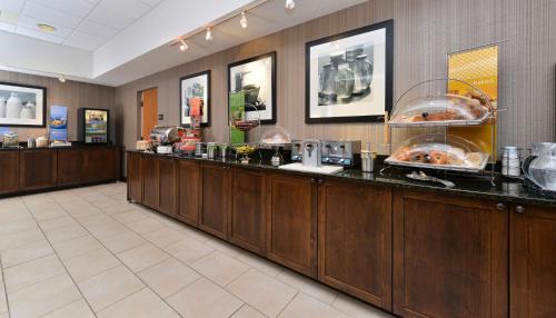 Hampton Inn By Hilton Chicago-Carol Stream