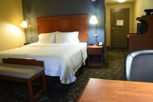 Hampton Inn & Suites Chicago Deer Park