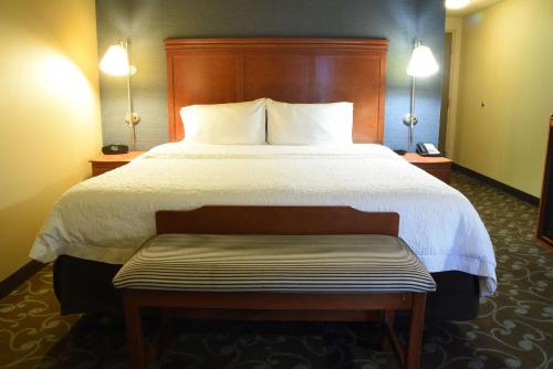 Hampton Inn & Suites Chicago Deer Park