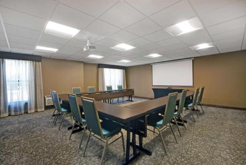 Homewood Suites by Hilton Chicago-Lincolnshire