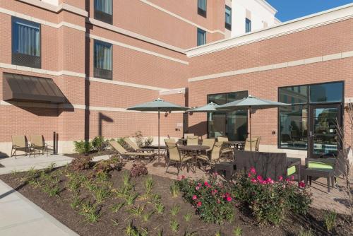 Hampton Inn & Suites by Hilton Chicago Schaumburg IL