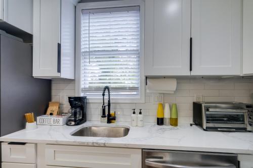 Dog-Friendly Washington, DC, Home with Deck and Yard in Washington, USA