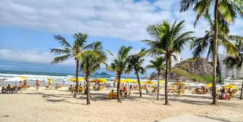 Apartamento encantador próximo da Praia da Enseada (Apartamento encantador proximo da Praia da Enseada) in Vila Julia