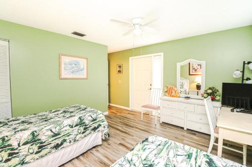 St Augustine Beach & Tennis Resort 807 – St. Augustine, FL