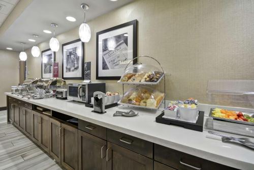 Hampton Inn By Hilton Cincinnati/Blue Ash, OH