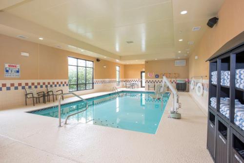 Hampton Inn & Suites Cincinnati-Union Centre