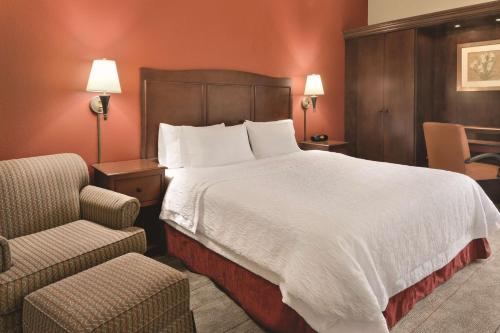Hampton Inn Cincinnati Kings Island - image 7