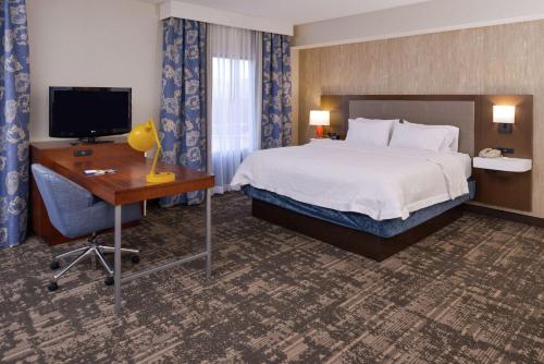 Hampton Inn By Hilton & Suites Wilmington