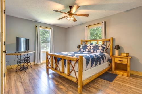 Dreamy Dahlonega Cabin with Deck and Fireplace!