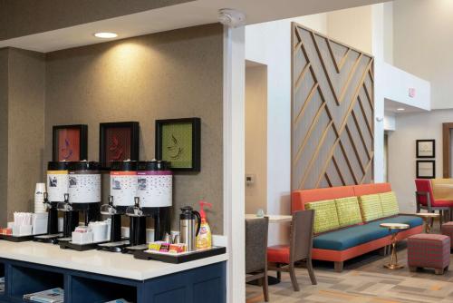 Hampton Inn & Suites by Hilton Xenia Dayton