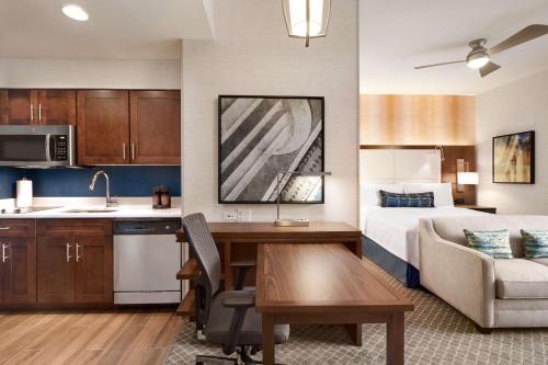 Homewood Suites By Hilton Arlington Rosslyn Key Bridge