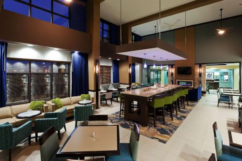 Hampton Inn & Suites Denver Airport / Gateway Park