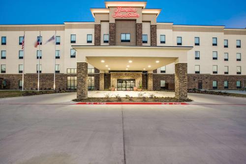 Hampton Inn & Suites Dallas/Ft. Worth Airport South