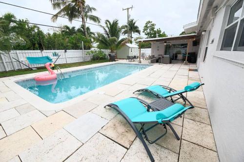 Beach Vacation Home 4 BR w/ Pool near West Palm Beach in Lake Worth, USA