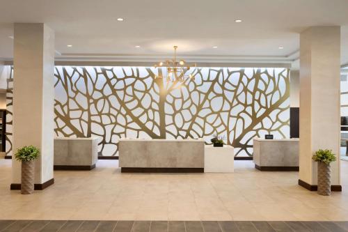 Embassy Suites By Hilton Denton Convention Center - image 10