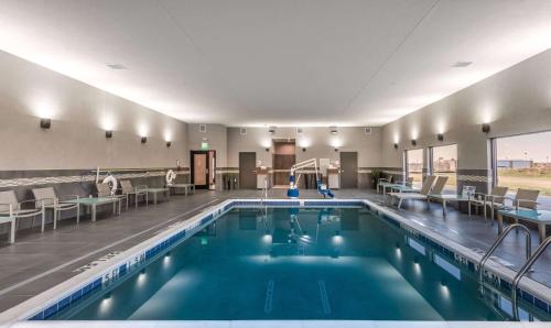 Hampton Inn & Suites Dallas-The Colony - image 10
