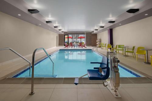 Home2 Suites by Hilton Des Moines at Drake University in Des Moines, USA