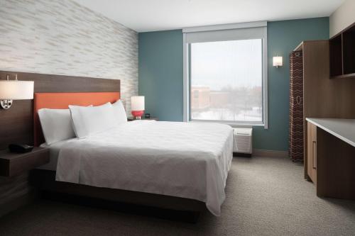 Home2 Suites Des Moines at Drake University in Drake Park