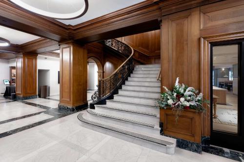 Hotel Fort Des Moines, Curio Collection By Hilton in Des Moines, USA