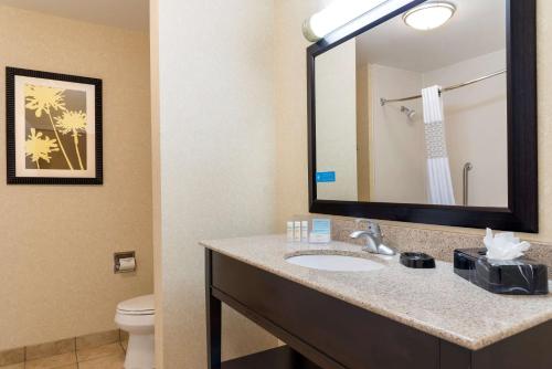 Hampton Inn Detroit Roseville