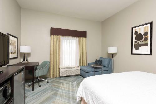 Hampton Inn Detroit Roseville