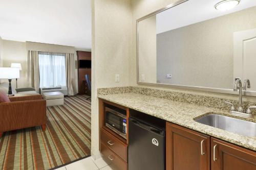 Hampton Inn Detroit/Southgate