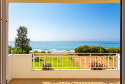 Kalisto Beach Villa - image 10