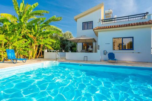 Exterior view of Villa Charoula Exi Large Private Pool AC WiFi