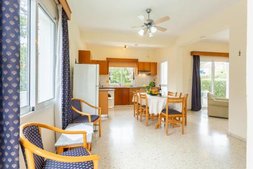 Sun Beach Villa - image 14