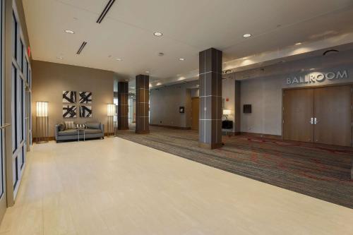 DoubleTree by Hilton Evansville