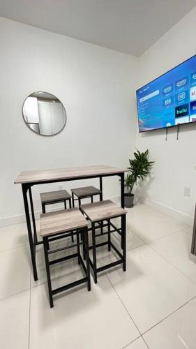 Stanza Hearth of Miami Design District and Wynwood, Parking, Laundry, Workstation, Fully equipped Apts, 24/7 Guest support #2 in Miami, USA