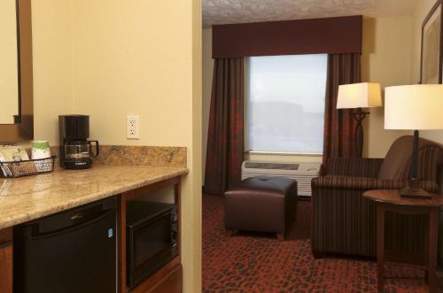 Hampton Inn & Suites Fargo Medical Center