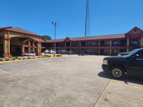 Scottish Inn and Suites Beaumont - 숙소 외관